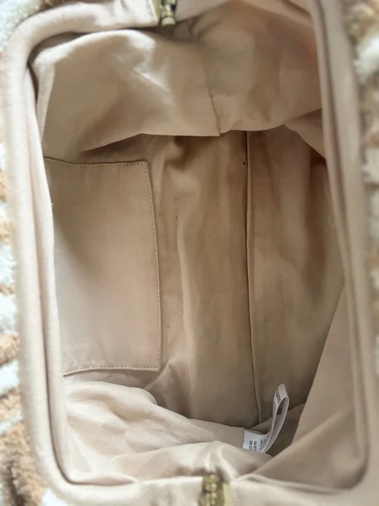 Anthropologie White & Tan Striped Plush Terry Bag with Gold Chain - Picture 4 of 4